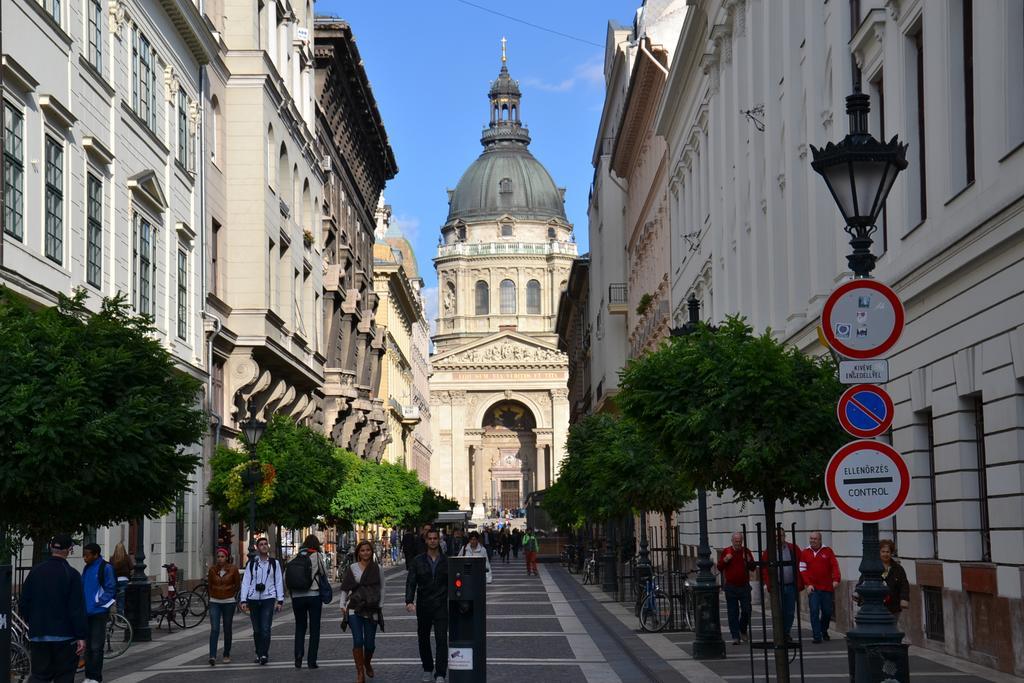 Apartment Szabadsag Ter Budapest Bagian luar foto