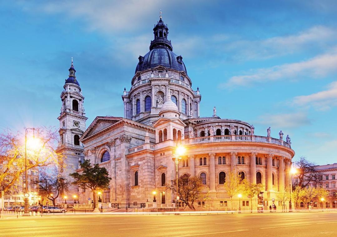 Apartment Szabadsag Ter Budapest Bagian luar foto