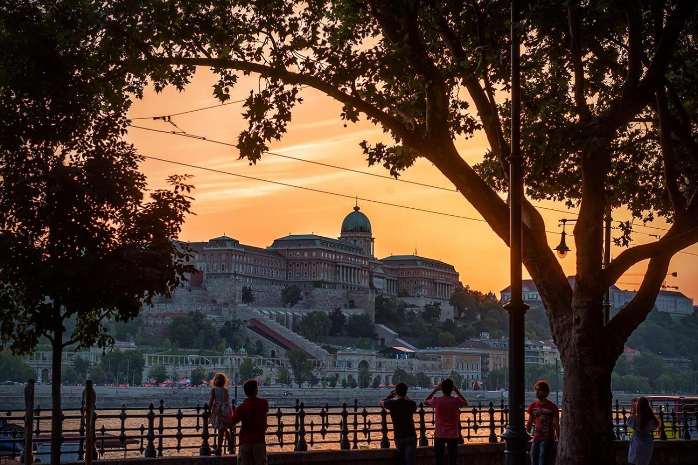 Apartment Szabadsag Ter Budapest Bagian luar foto
