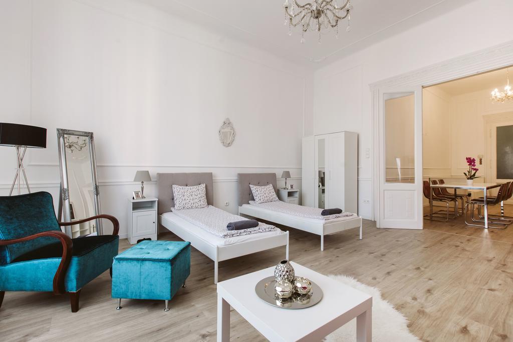 Apartment Szabadsag Ter Budapest Bagian luar foto