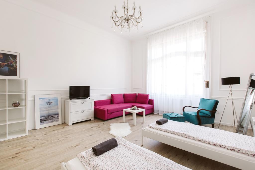 Apartment Szabadsag Ter Budapest Bagian luar foto