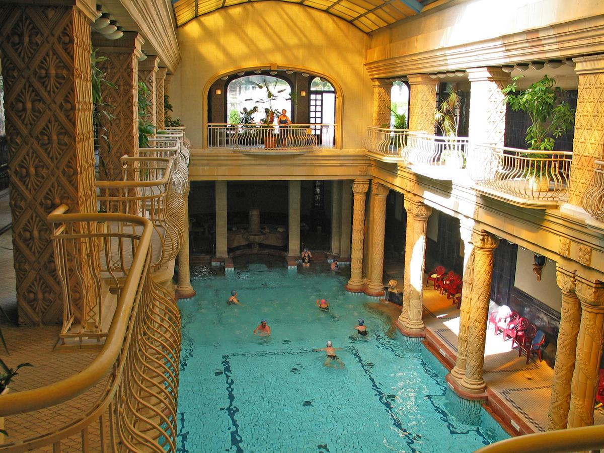 Apartment Szabadsag Ter Budapest Bagian luar foto