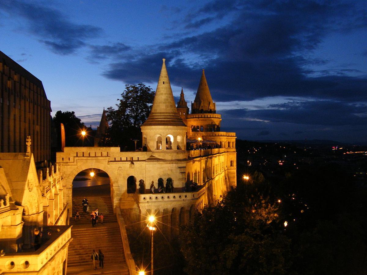 Apartment Szabadsag Ter Budapest Bagian luar foto