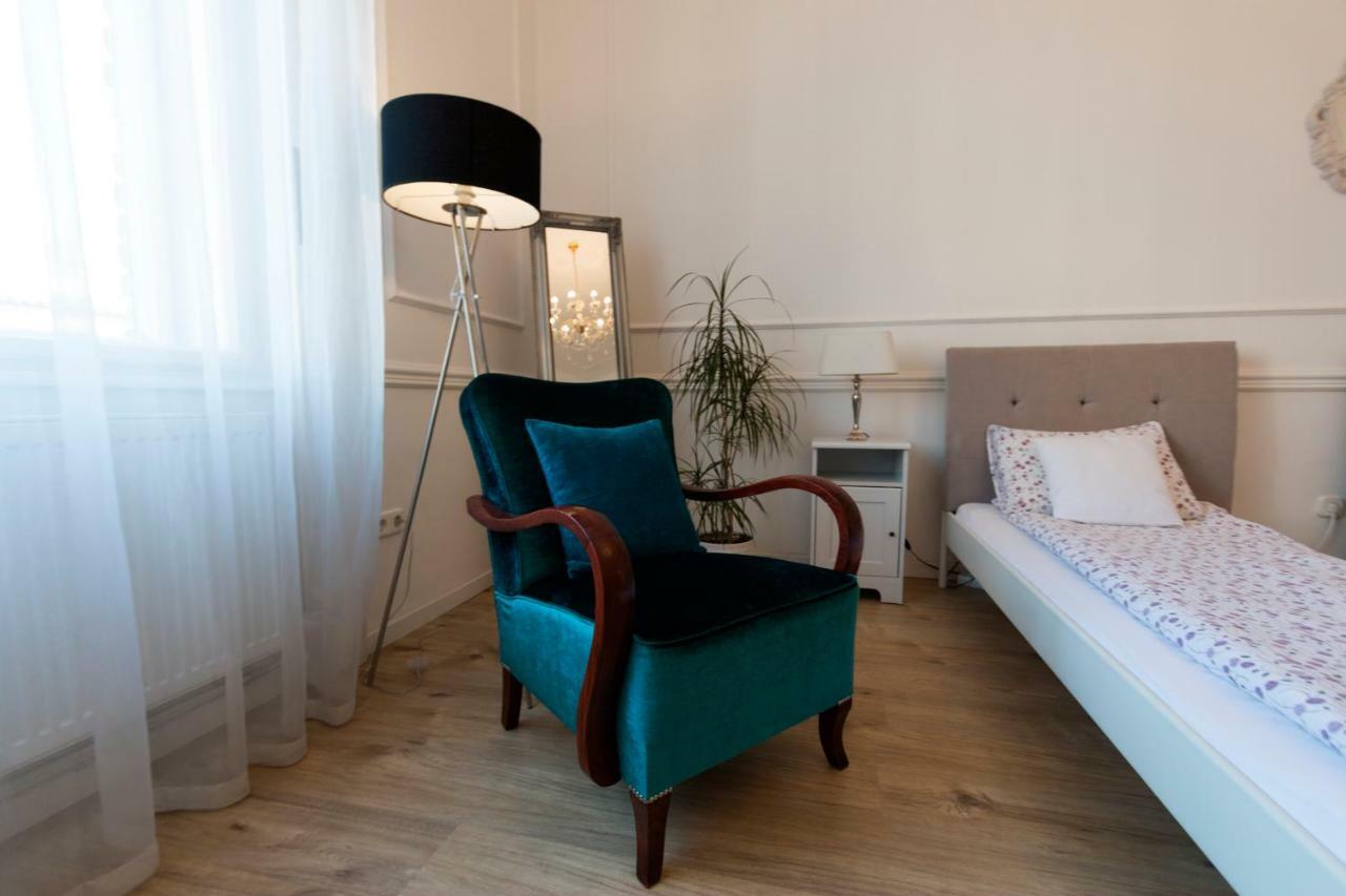 Apartment Szabadsag Ter Budapest Bagian luar foto